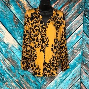 BNWT Olivaceous Leopard print blouse